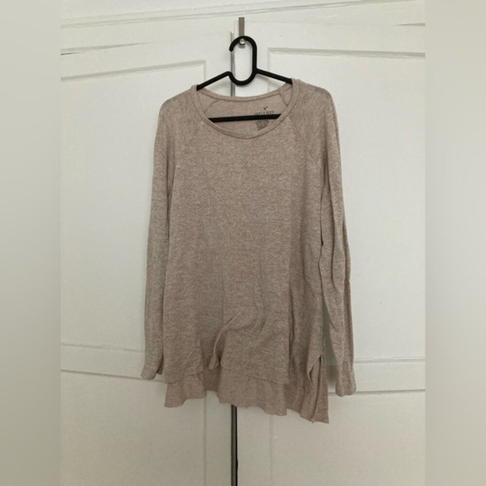 American Eagle longsleeve